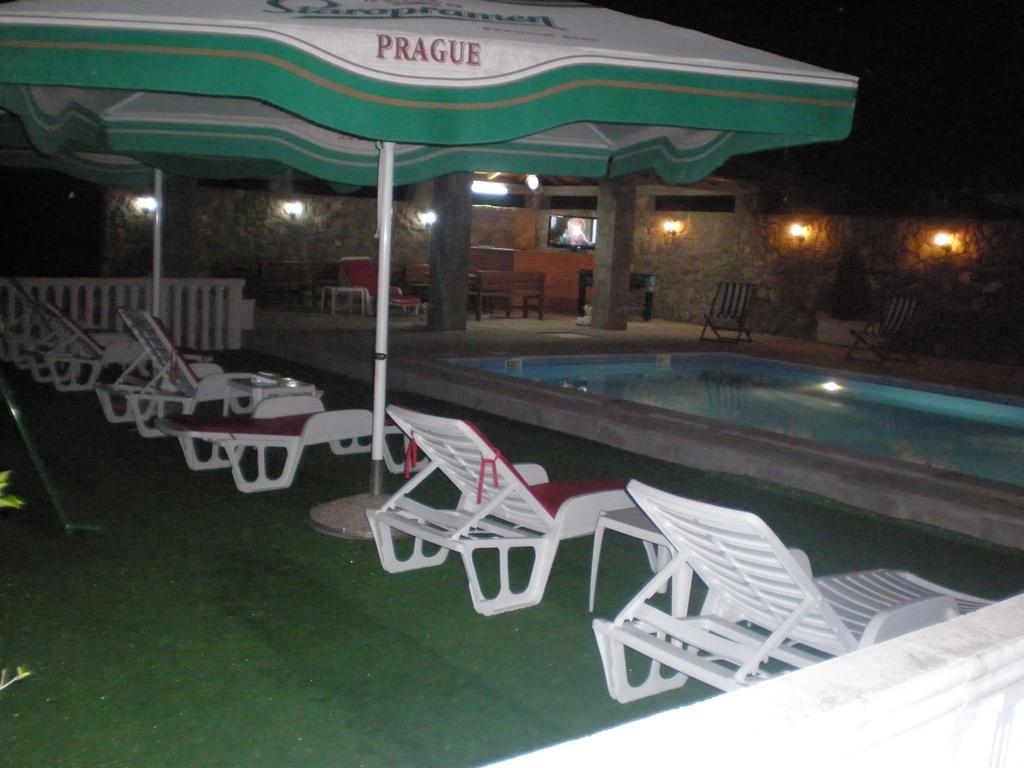 Apartments Vila Lazarevic Tivat Exterior photo