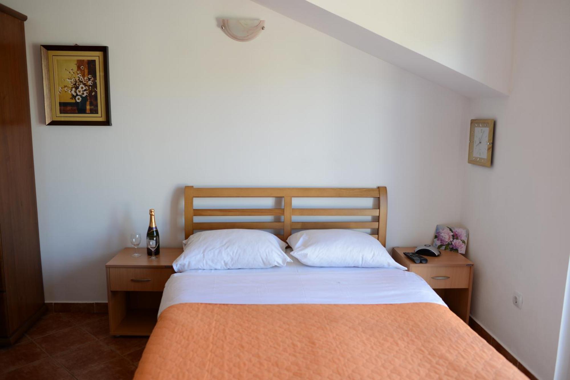 Apartments Vila Lazarevic Tivat Room photo
